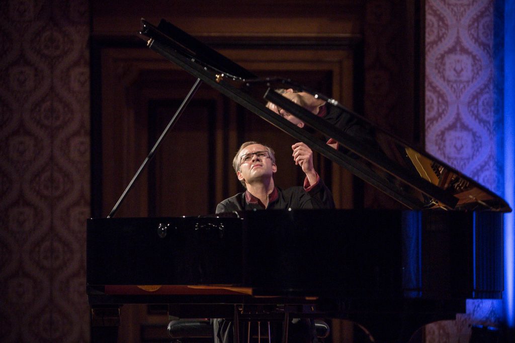 PIANO RECITAL Bach / Beethoven / Brahms