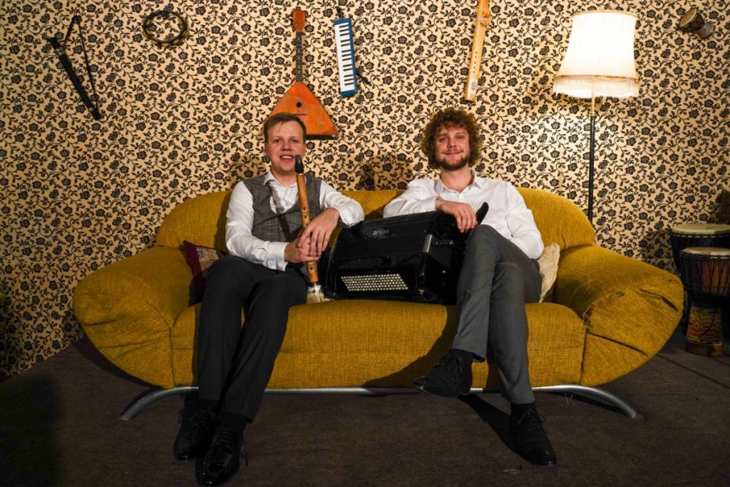 LITHUNIAN BIRBYNE & ACCORDION <hr> Globe Suite