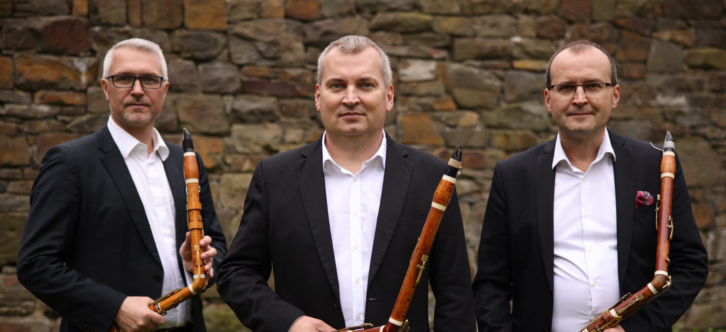 LOTZ TRIO MUSIC FROM SEISENBURG CASTLE